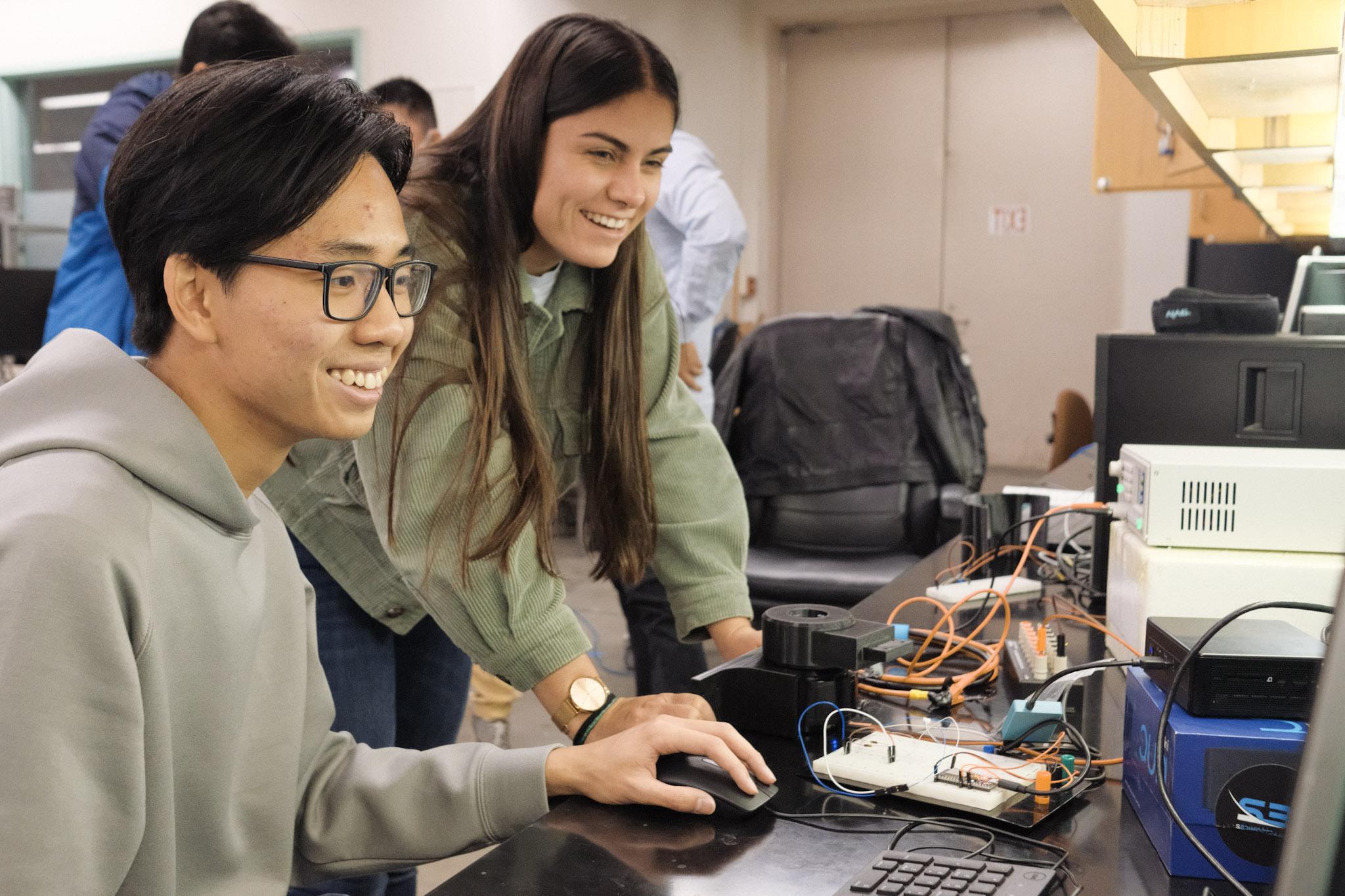 Students working the ENG192 lab